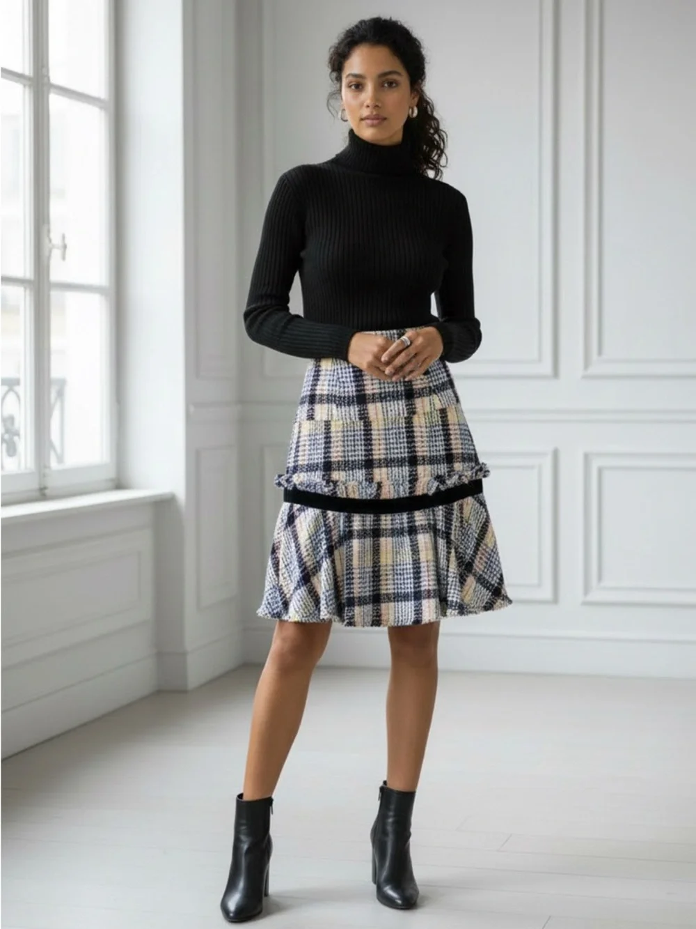 ✨🛍️ Chanel Multicolor Wool Tweed Plaid Skirt - Size 4 - Picture 3 of 6